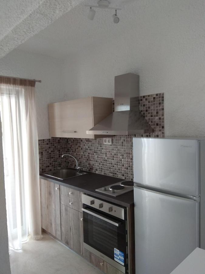 Aqua Apartments ルートラ・オレアス・エレニス エクステリア 写真